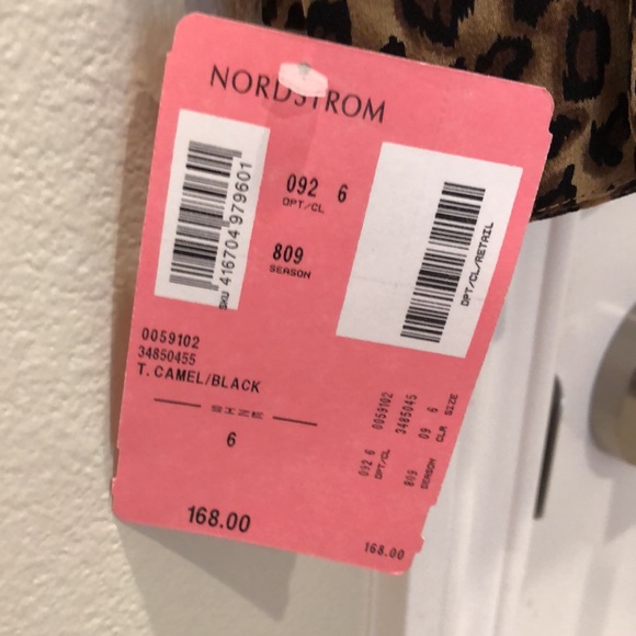 Silk leopard print blouse sheer lined bodice button back new never worn w tags - Picture 2 of 5